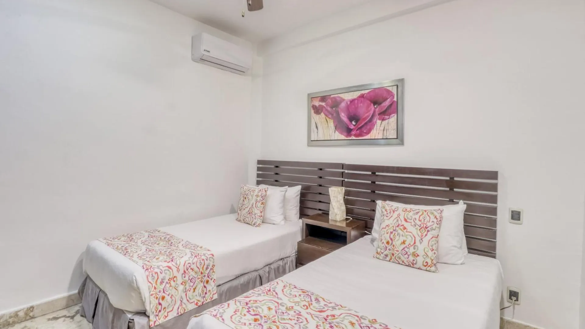 Apartment Residences El Faro, Surf 103 Playa del Carmen