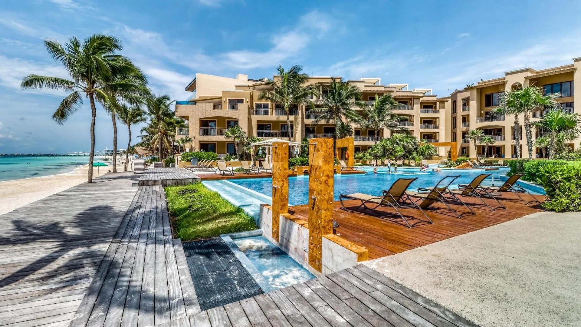 Residences El Faro, Surf 103 Playa del Carmen Mexico