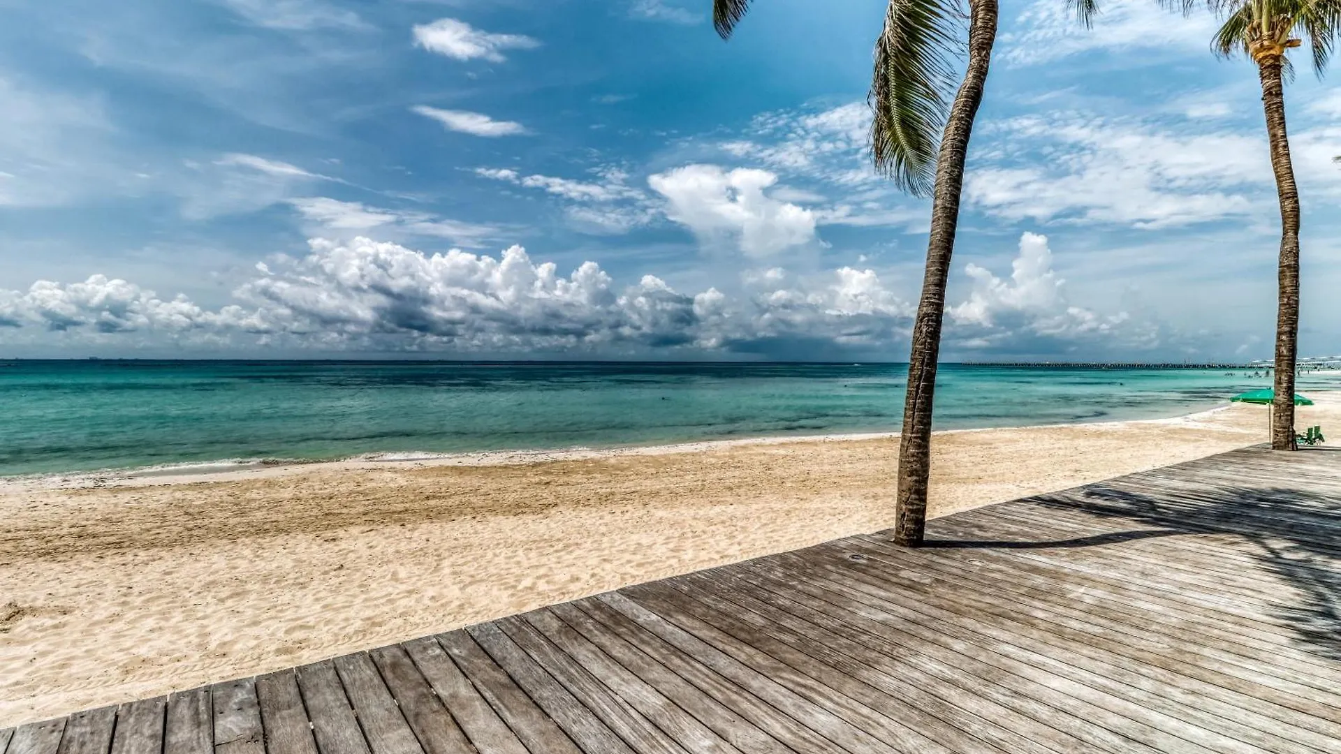 Residences El Faro, Surf 103 Playa del Carmen Apartment
