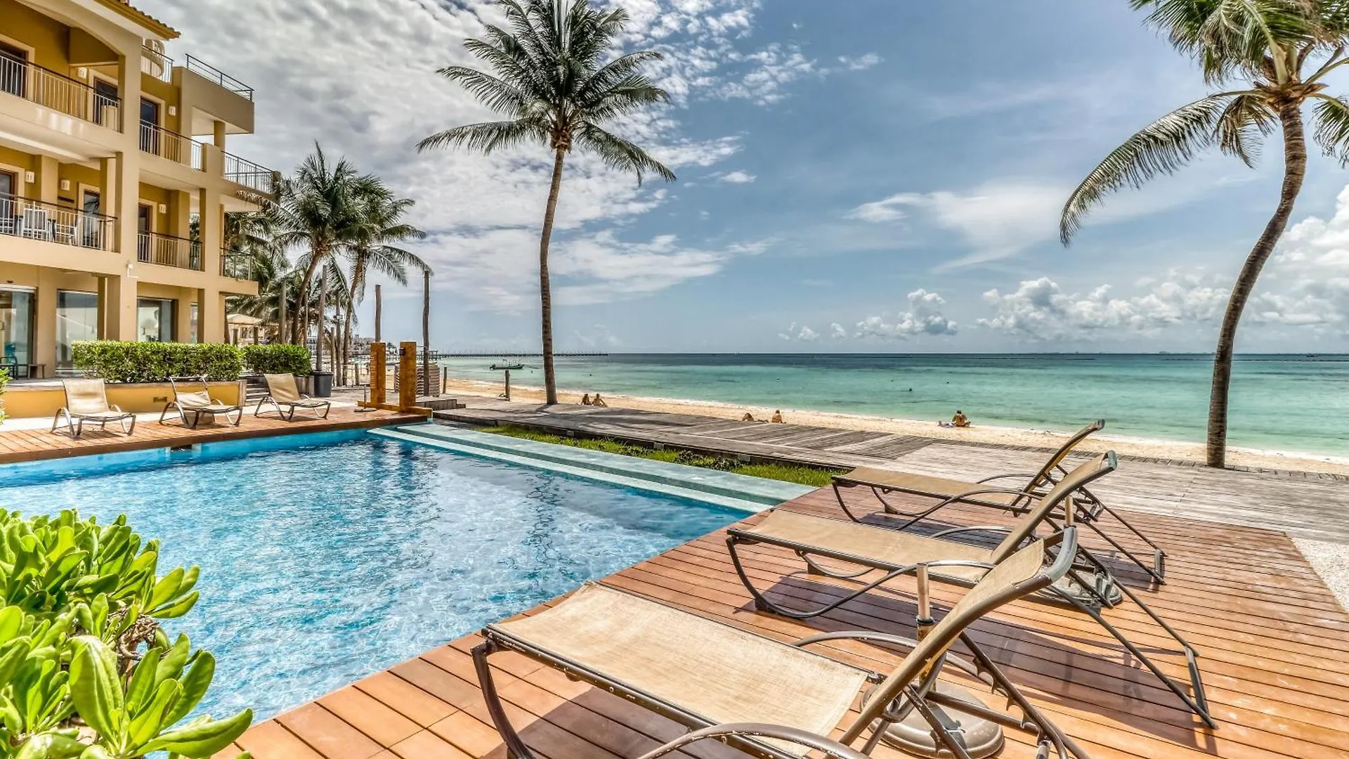 Residences El Faro, Surf 103 Playa del Carmen 0*,  Mexico